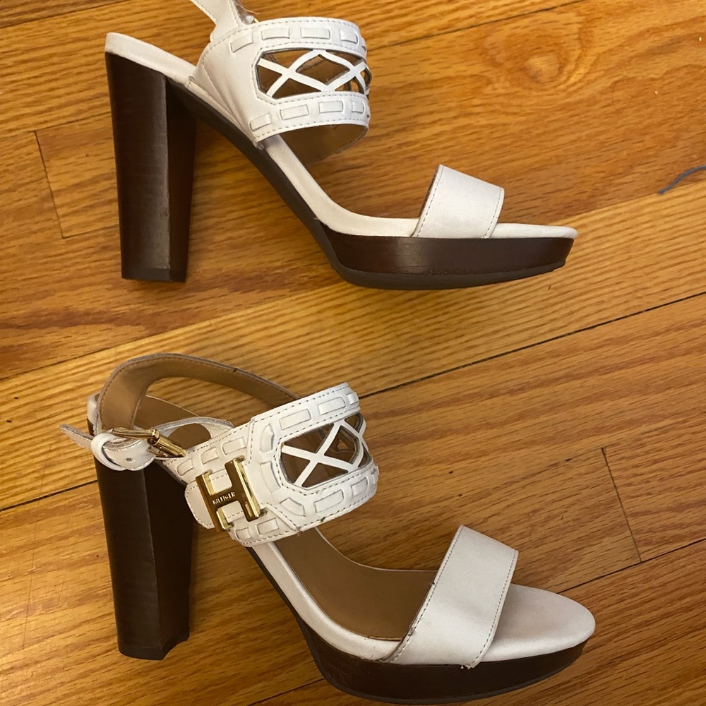 Tommy Hilfiger white high heel platform wedge sandals- Ankle strap- leather
US 6